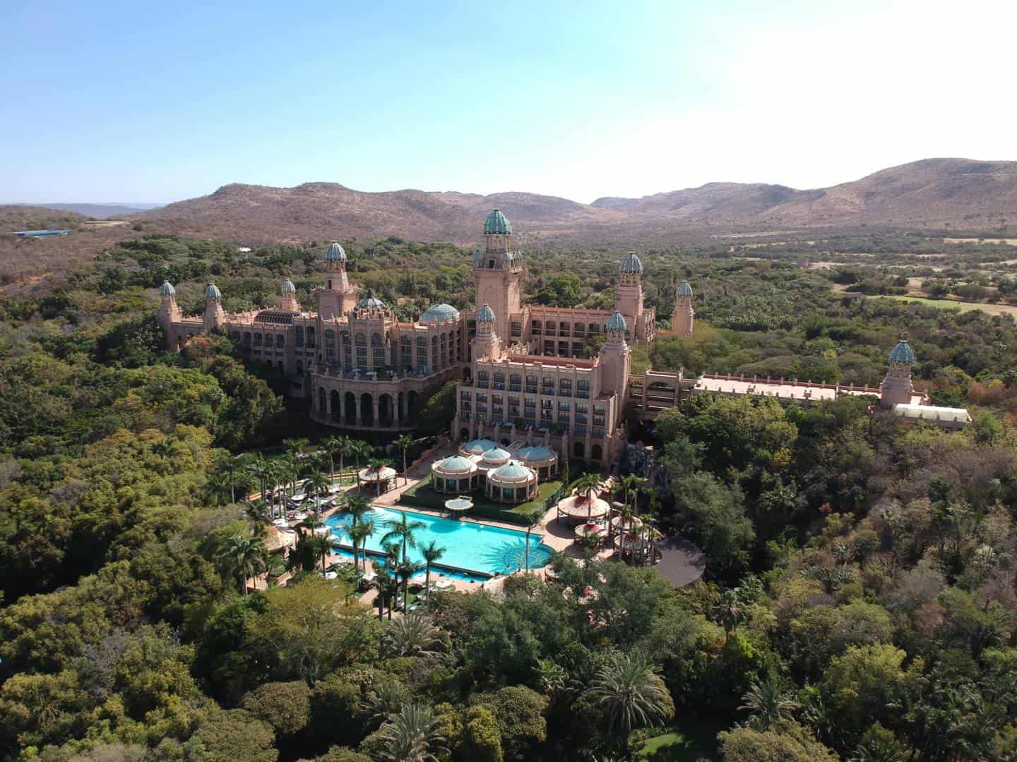 Sun City - África do Sul, Hotéis diferentes no mundo