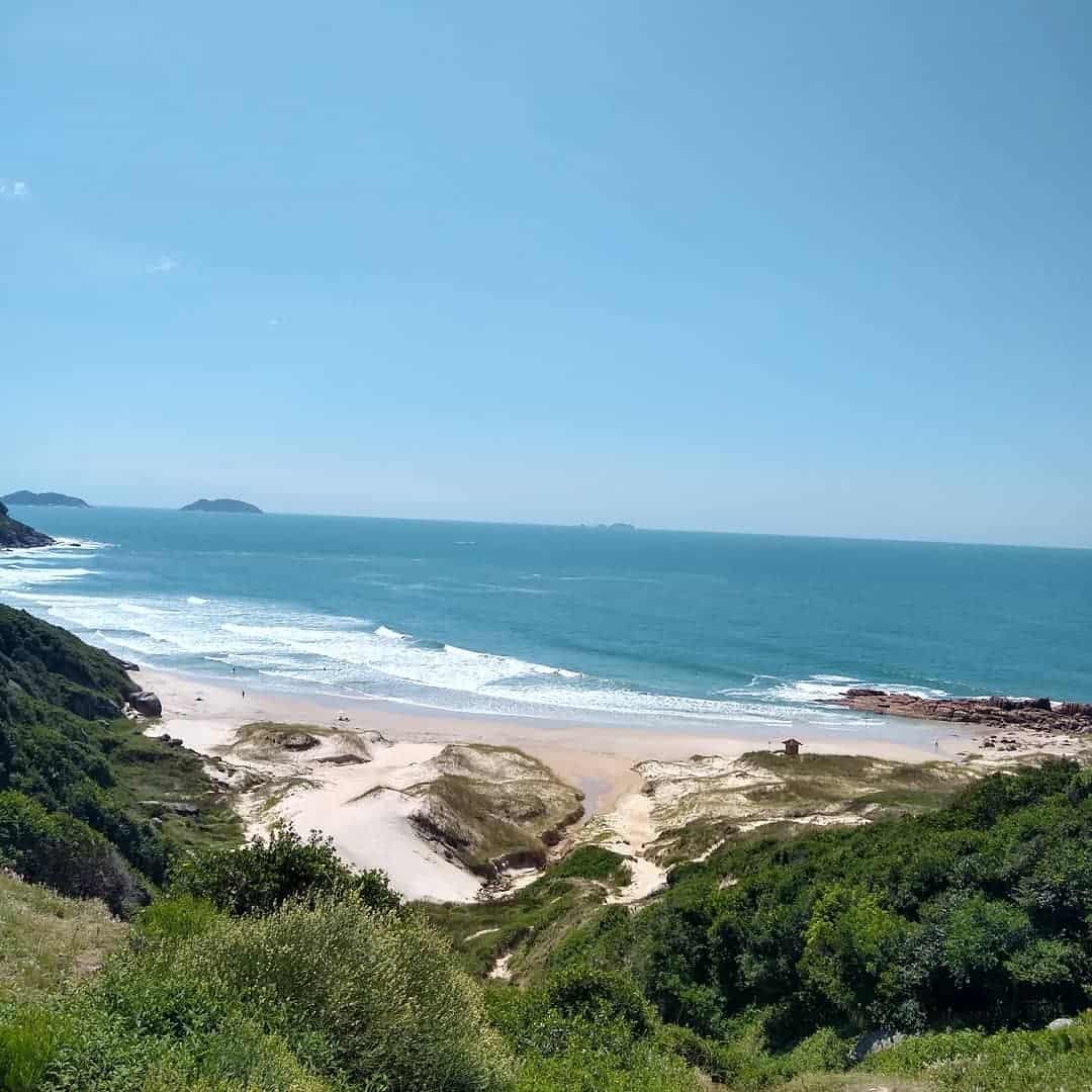 Praia do Embaú.