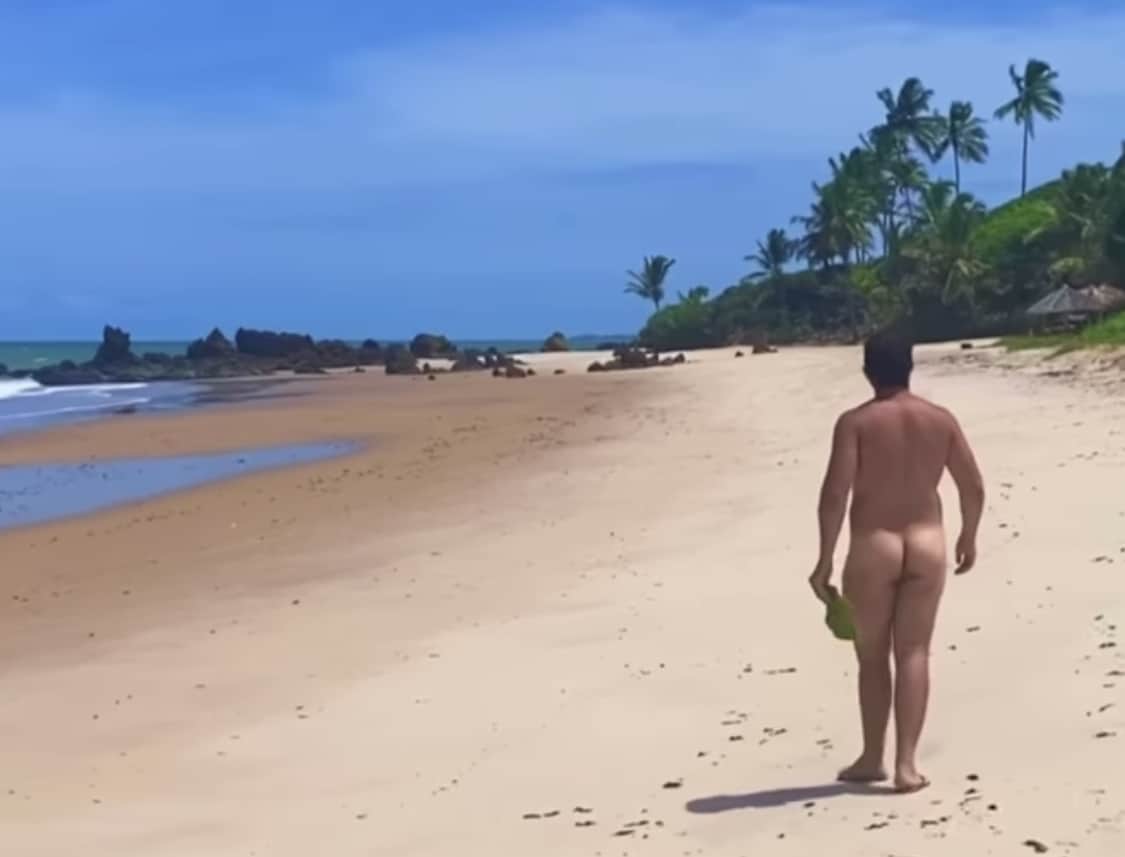 Praias de Nudismo no Brasil